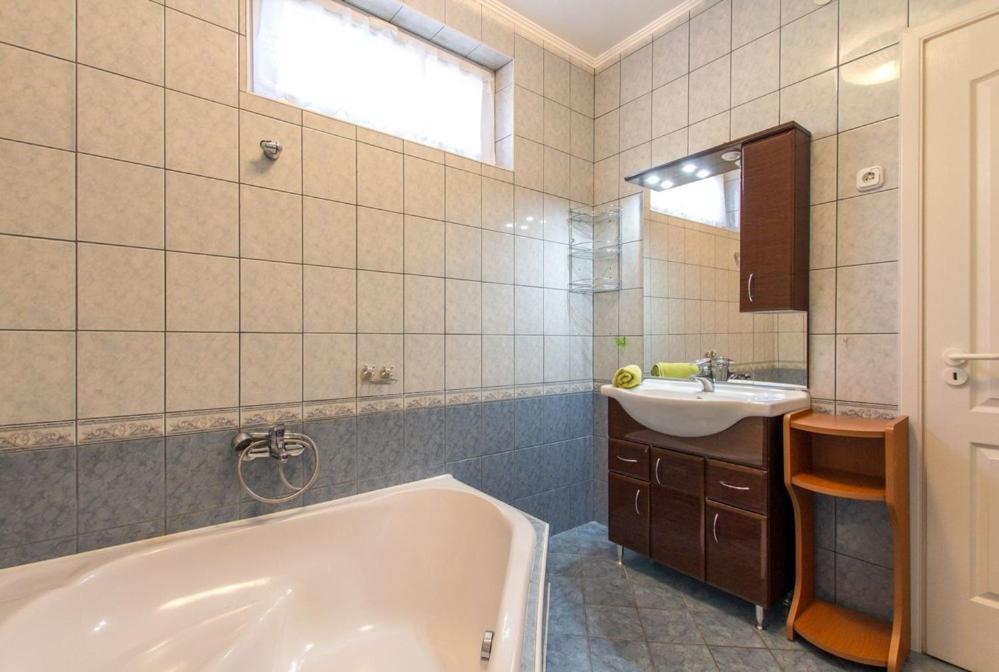 Appartamento Andris Apartman- Fonyód Tabán u 78 Esterno foto